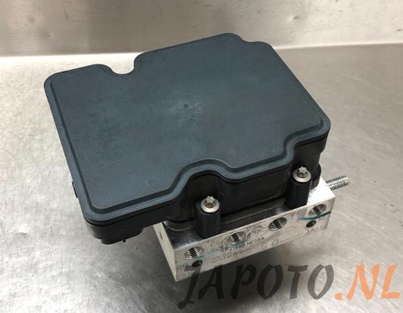 
ABS Pumpe von einem Nissan Qashqai (QASHQAI 14-)
