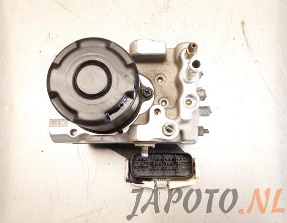 Abs Hydraulic Unit TOYOTA CAMRY Saloon (_V3_)