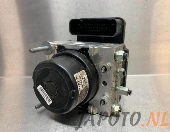 Abs Hydraulic Unit TOYOTA YARIS (_P13_)