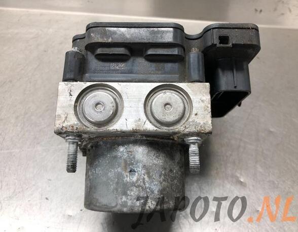 Abs Hydraulic Unit TOYOTA GT 86 Coupe (ZN6_)