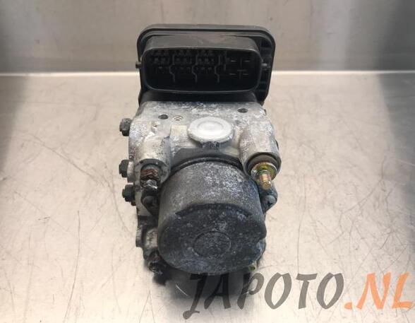 ABS Hydraulisch aggregaat TOYOTA RAV 4 II (_A2_)