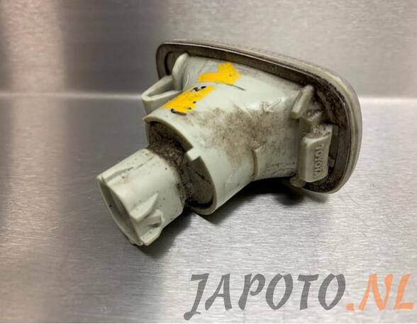 Direction Indicator Lamp TOYOTA COROLLA Verso (_E12_)