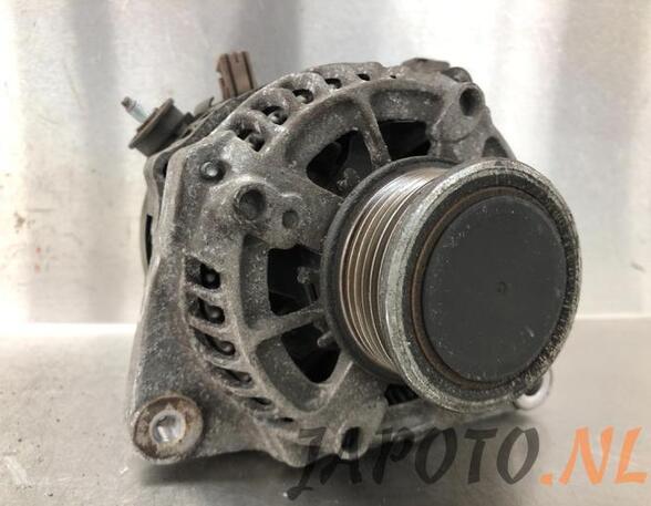 Dynamo (Alternator) TOYOTA AURIS (_E18_)