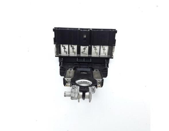 Fuse Box NISSAN JUKE (F15)