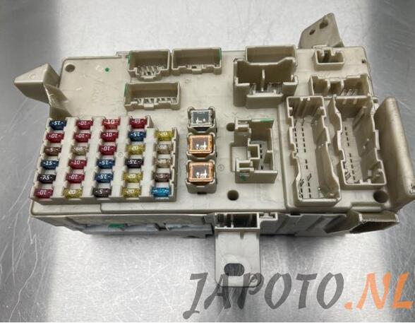 Sicherungskasten Toyota Camry V3 8273033010A P14697676