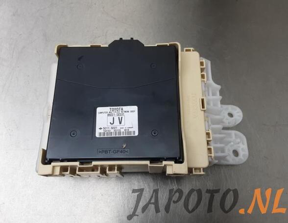 Fuse Box TOYOTA AURIS (_E18_), TOYOTA AURIS Estate (_E18_)