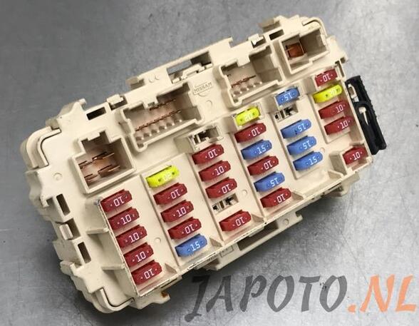 Fuse Box NISSAN X-TRAIL I (T30)