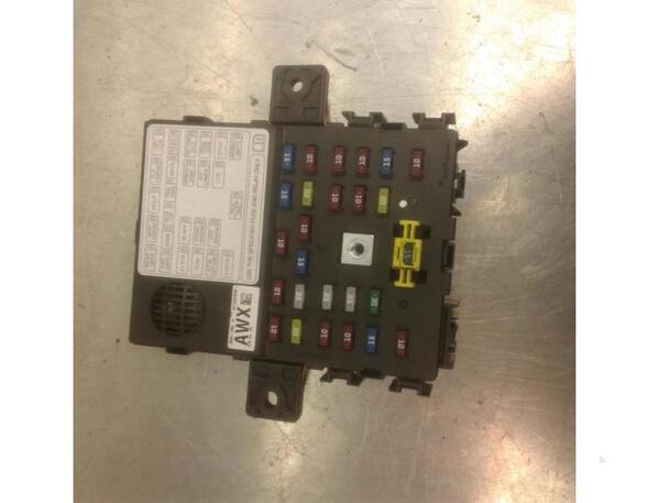 Fuse Box CHEVROLET SPARK (M300)