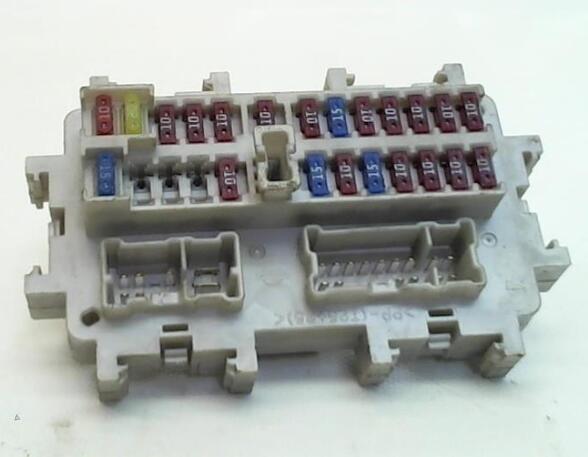 Fuse Box NISSAN NP300 NAVARA (D40), NISSAN NP300 NAVARA Platform/Chassis (D40)