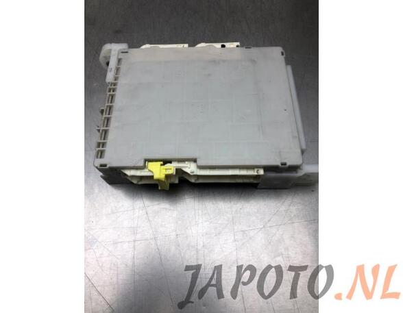 Fuse Box TOYOTA IQ (_J1_)