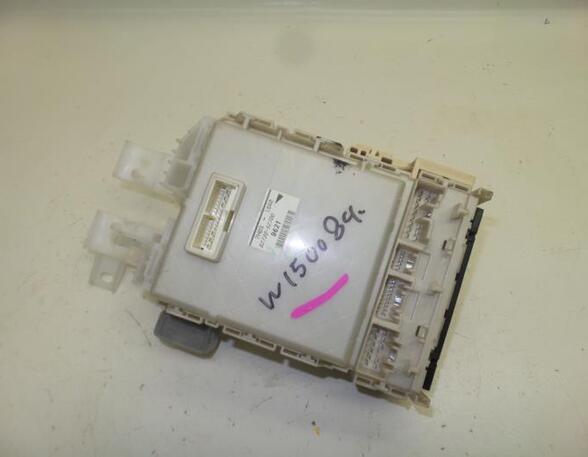 Fuse Box TOYOTA YARIS (_P9_)