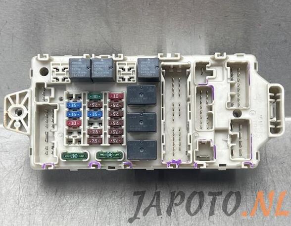 Fuse Box MITSUBISHI GRANDIS (NA_W)