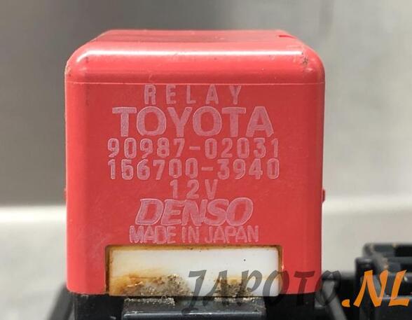 Fuse Box TOYOTA YARIS (_P21_, _PA1_, _PH1_)