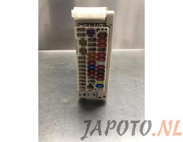 Fuse Box TOYOTA IQ (_J1_)