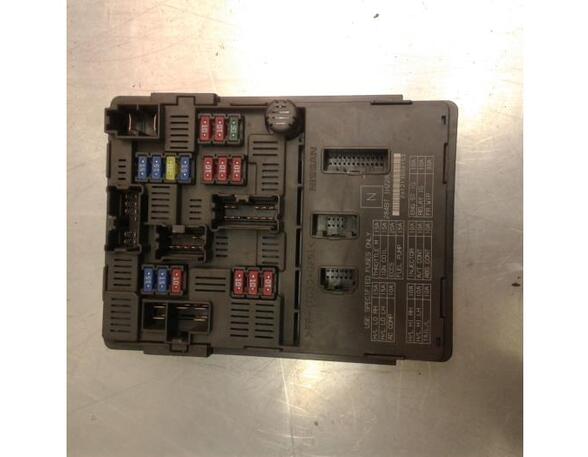 Fuse Box NISSAN MICRA IV (K13_)