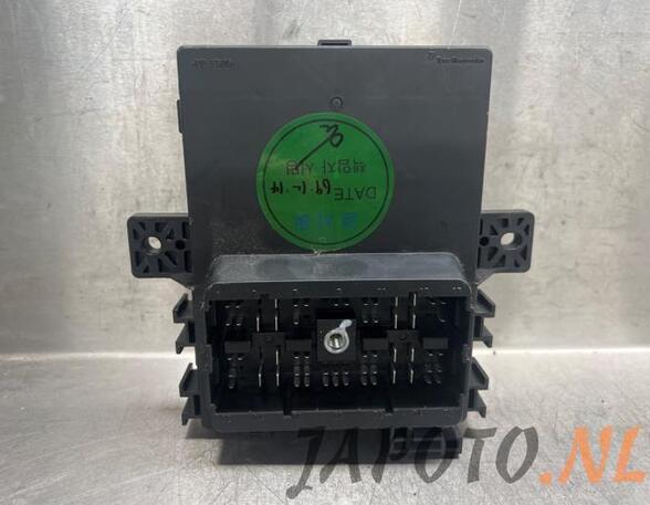 Fuse Box CHEVROLET SPARK (M300)