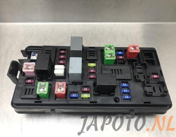 Fuse Box CHEVROLET SPARK (M300)