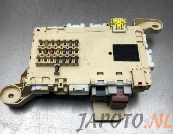 Fuse Box LEXUS SC Convertible (UZZ40_)