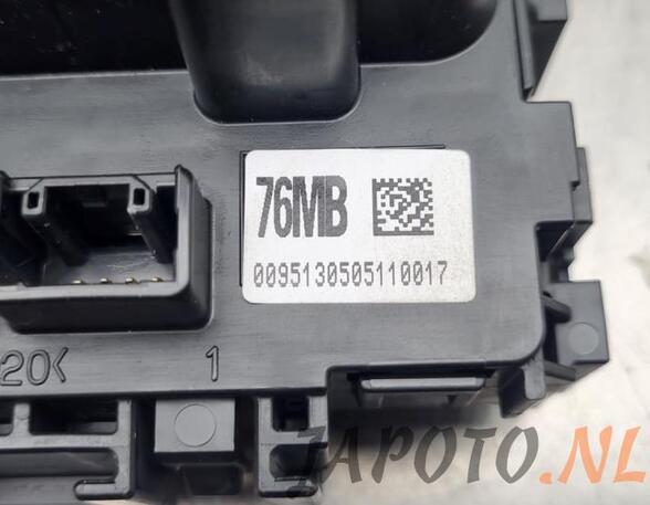 Fuse Box SUZUKI CELERIO (LF)