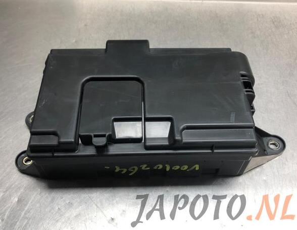 Fuse Box LEXUS SC Convertible (UZZ40_)