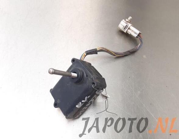 Stellmotor Scheinwerfer rechts Toyota Hiace IV Kasten H1, H12  P137198