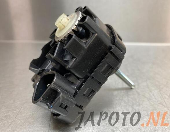 Stellmotor Scheinwerfer rechts Lexus CT   P15946750