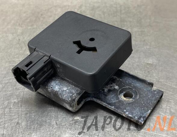 Rear Window Heating Relay NISSAN 370Z Coupe (Z34), NISSAN 370Z Roadster (Z34)