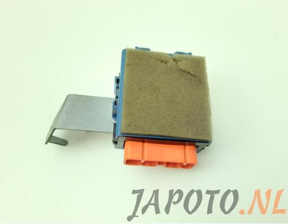 Central Locking Relay TOYOTA STARLET (_P9_)