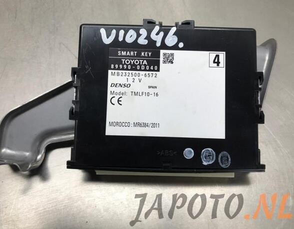 Control unit TOYOTA YARIS (_P13_)