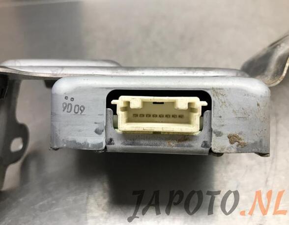 Control unit TOYOTA COROLLA Hatchback (_E21_)