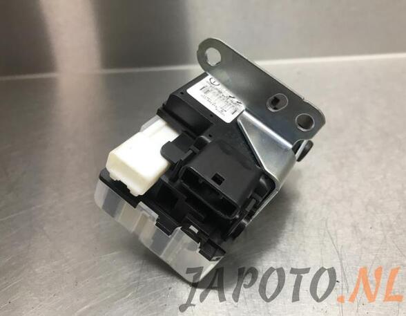 Control unit TOYOTA COROLLA Verso (ZER_, ZZE12_, R1_)