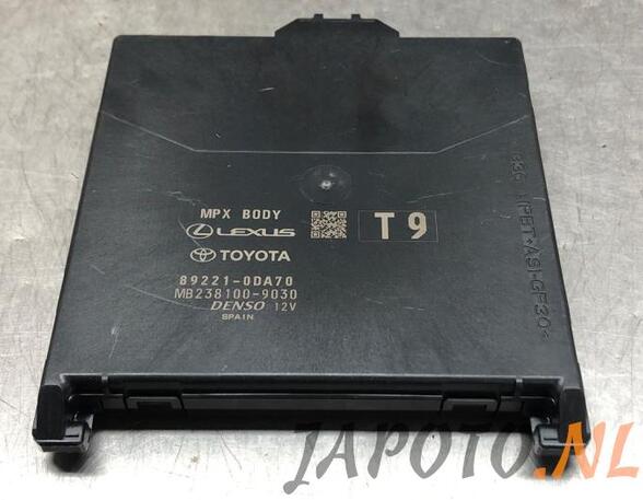 Control unit TOYOTA YARIS (_P21_, _PA1_, _PH1_)