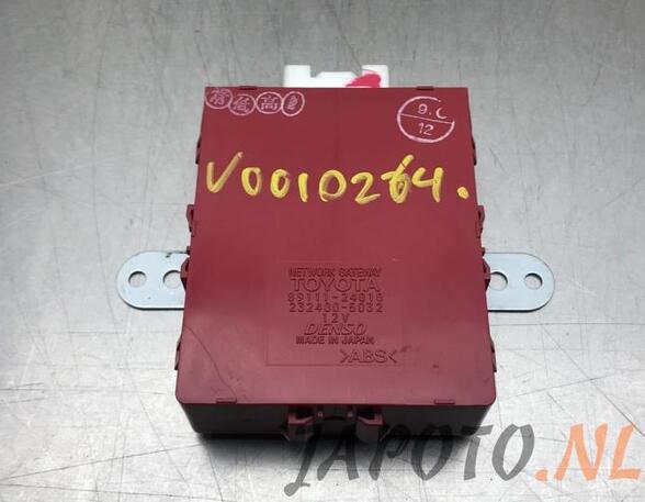 Control unit LEXUS SC Convertible (UZZ40_)