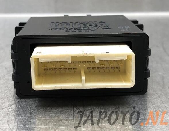 Control unit TOYOTA AURIS (_E18_), TOYOTA AURIS Estate (_E18_)