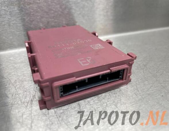 Control unit TOYOTA COROLLA Hatchback (_E21_)