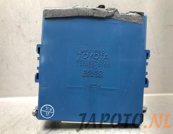 Control unit TOYOTA PRIUS Hatchback (_W2_)