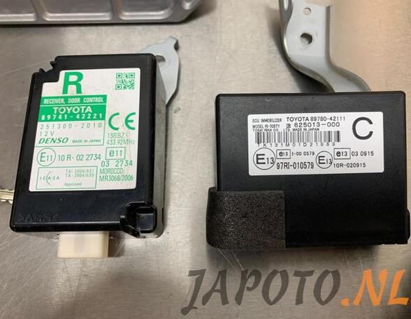 Control unit TOYOTA RAV 4 III (_A3_)