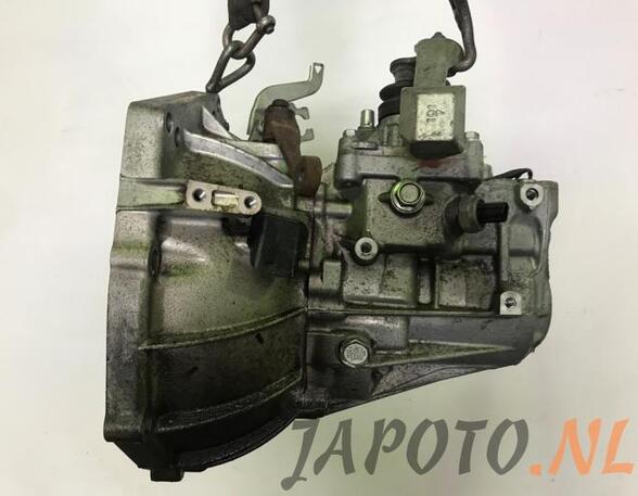 Manual Transmission TOYOTA YARIS (_P13_)