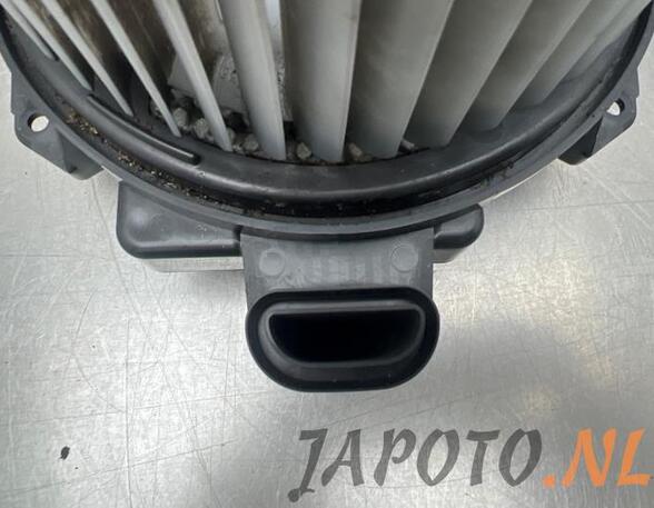 Gebläsemotor Toyota RAV 4 III A3 2727008043 P19860274