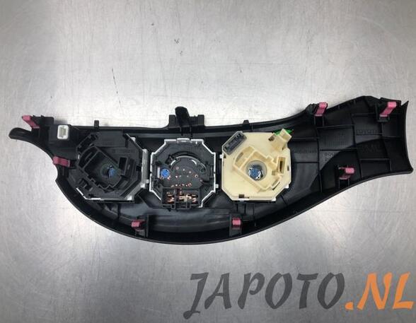 Heating & Ventilation Control Assembly TOYOTA YARIS (_P13_)