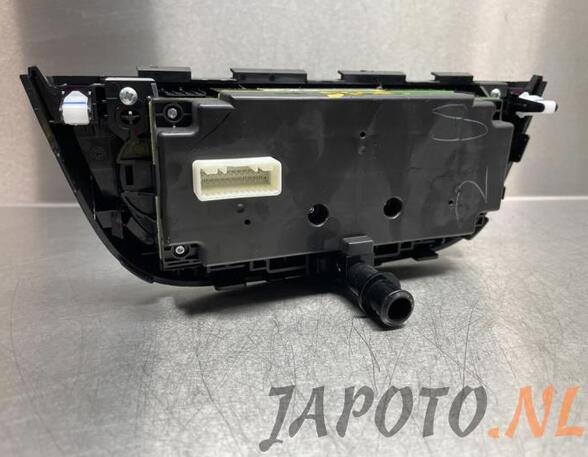 Heating & Ventilation Control Assembly MITSUBISHI MIRAGE / SPACE STAR Hatchback (A0_A)