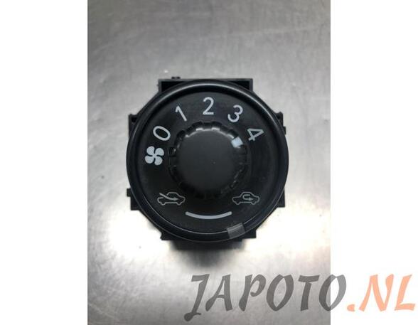 Heating & Ventilation Control Assembly TOYOTA IQ (_J1_)