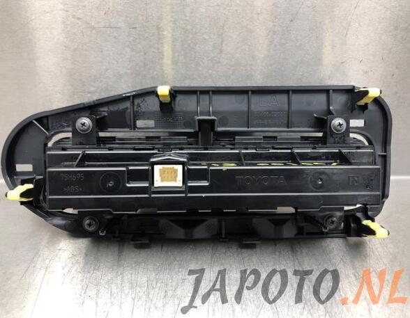 Heating & Ventilation Control Assembly TOYOTA AURIS (_E15_), TOYOTA AURIS Estate (_E18_), TOYOTA AURIS (_E18_)