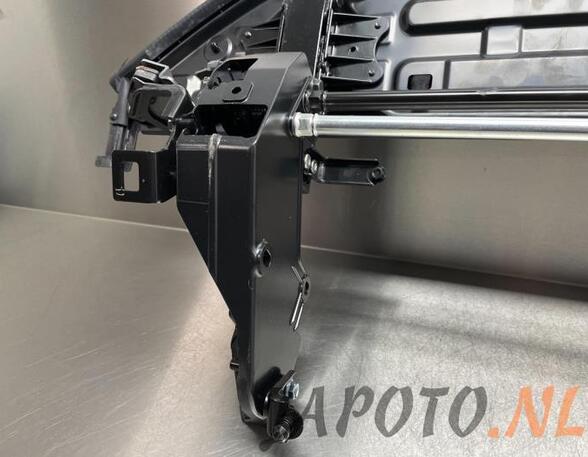 Folding top compartment lid LEXUS IS C (GSE2_)