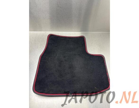 Floor mat (Carpet Mat) SUZUKI SWIFT III (MZ, EZ)