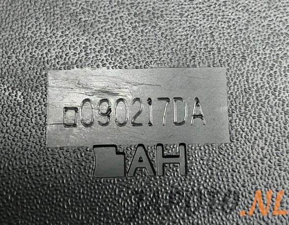 Seat Belt Buckle TOYOTA IQ (_J1_)