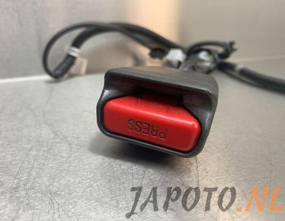 Seat Belt Buckle TOYOTA VERSO (_R2_)