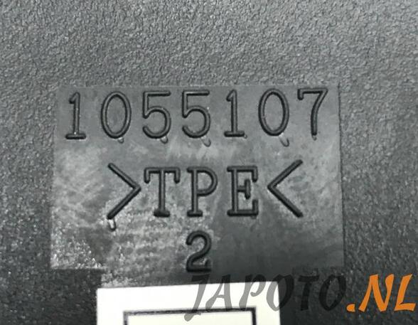 Seat Belt Buckle LEXUS IS C (GSE2_)