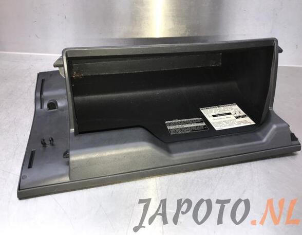 Glove Compartment (Glovebox) TOYOTA URBAN CRUISER (_P1_)