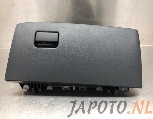 Glove Compartment (Glovebox) TOYOTA YARIS (_P21_, _PA1_, _PH1_)